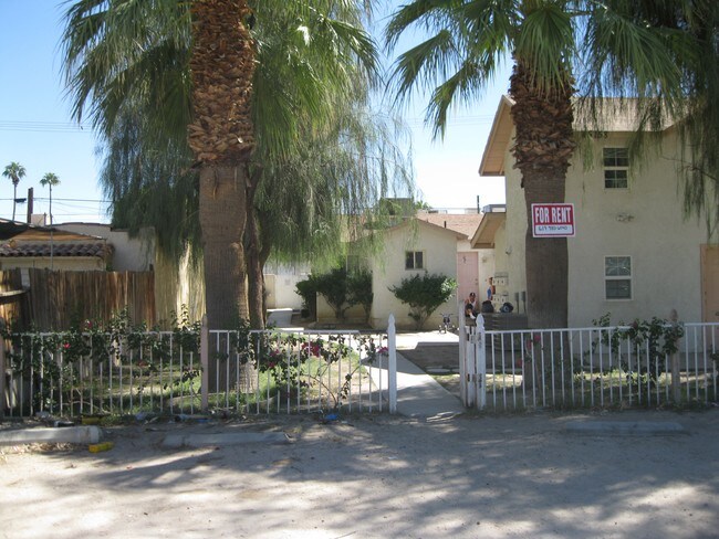 42155 King St in Indio, CA - Building Photo - Building Photo