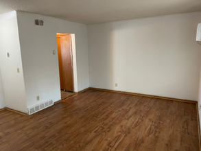 1008 S 30th Ave, Unit 9 in Omaha, NE - Building Photo - Building Photo