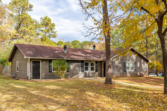 Hidden Pines in Athens, GA - Building Photo - Building Photo