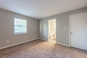 Meadow Crossing in Conyers, GA - Foto de edificio - Interior Photo