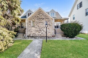 154-156-156 N Huron Ave in Columbus, OH - Building Photo