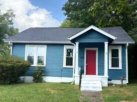 733 Gracey in Clarksville, TN - Building Photo