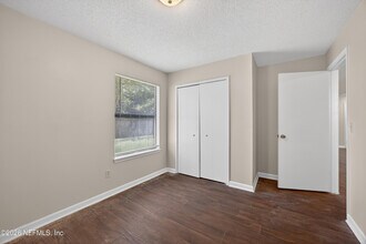 13142 Annandale Dr S in Jacksonville, FL - Building Photo - Building Photo