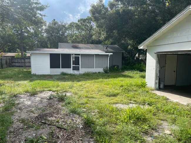 3101 29th St N in St. Petersburg, FL - Foto de edificio - Building Photo