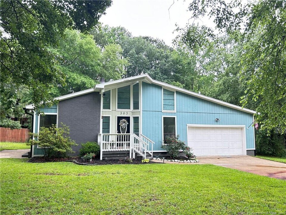 305 Reid Ct in Fayetteville, NC - Building Photo