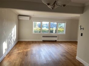 541 E Park Ave in Long Beach, NY - Building Photo - Building Photo