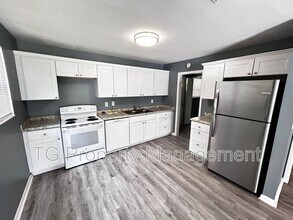 7022 Miss Muffet Ln N in Jacksonville, FL - Building Photo - Building Photo