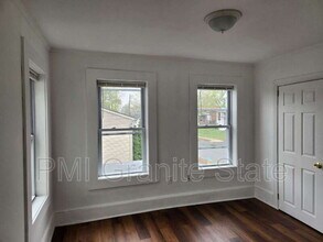 10 Beacon St in Nashua, NH - Building Photo - Building Photo