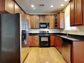 10233 Broken Stone Ct in Charlotte, NC - Foto de edificio - Building Photo