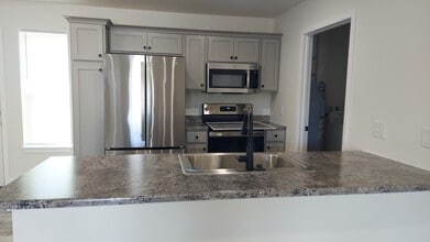 406 Eagle St in Moberly, MO - Building Photo - Building Photo