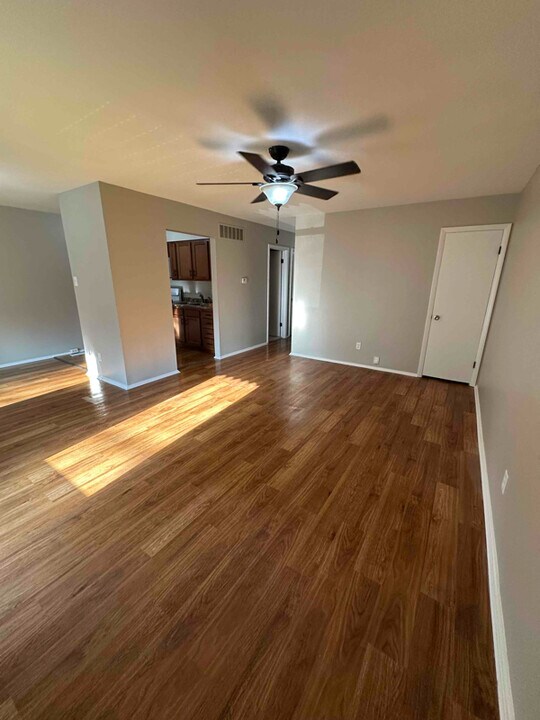 3740 Dixie Dr in St. Ann, MO - Building Photo