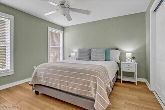 2680 Longboat Dr in Naples, FL - Building Photo - Building Photo