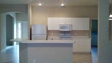 2017 NE 4th Ter in Cape Coral, FL - Building Photo - Building Photo