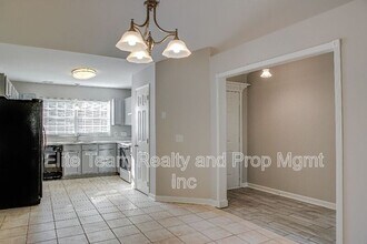 2132 Mallard Woods Pl in Charlotte, NC - Building Photo - Building Photo