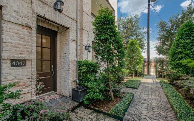 property at 4047 Leeland St