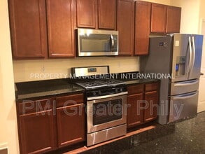 106 Mercer Ct in Fairless Hills, PA - Building Photo - Building Photo