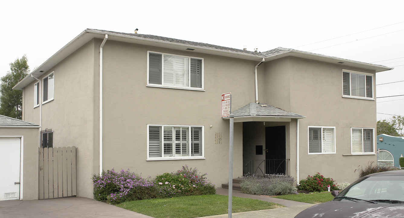 2351-2357 Grande Vista Ave in Oakland, CA - Building Photo