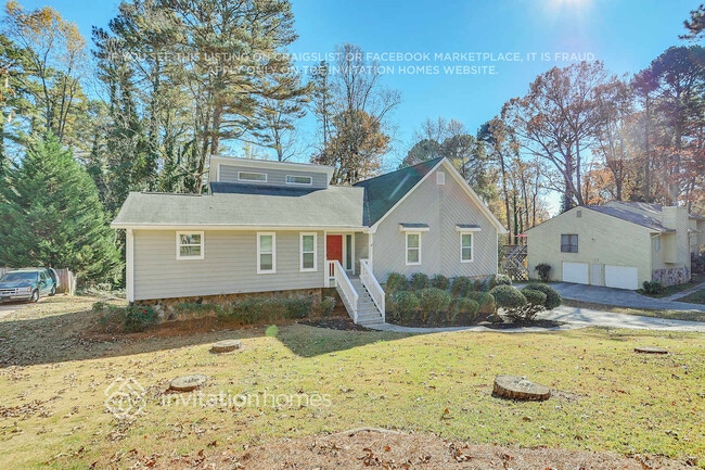 5178 Rockbridge Dr in Stone Mountain, GA - Building Photo - Building Photo