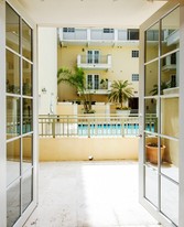 243 Meridian Ave, Unit 112 in Miami Beach, FL - Building Photo - Building Photo