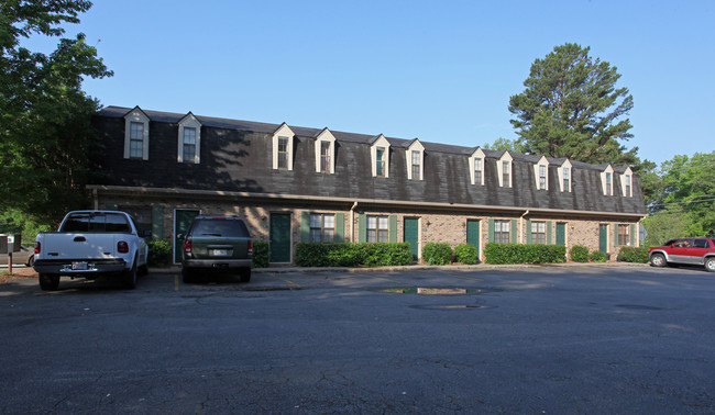 Castlegate Townhomes in Buford, GA - Foto de edificio - Building Photo