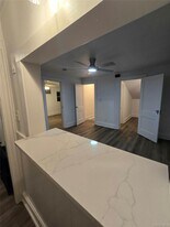 155-51 100th St in Queens, NY - Building Photo