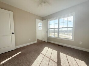 5200 Oak Pt Ct in Cookeville, TN - Building Photo - Building Photo