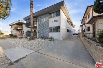 3212 W 84th Pl in Inglewood, CA - Building Photo - Building Photo