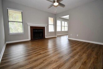 1605 Huntingdon Chase in Atlanta, GA - Building Photo - Building Photo