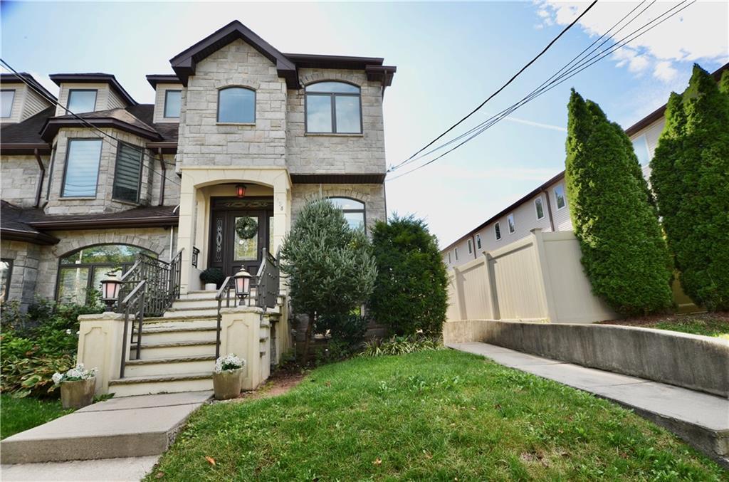 5198 Hylan Blvd in Staten Island, NY - Building Photo