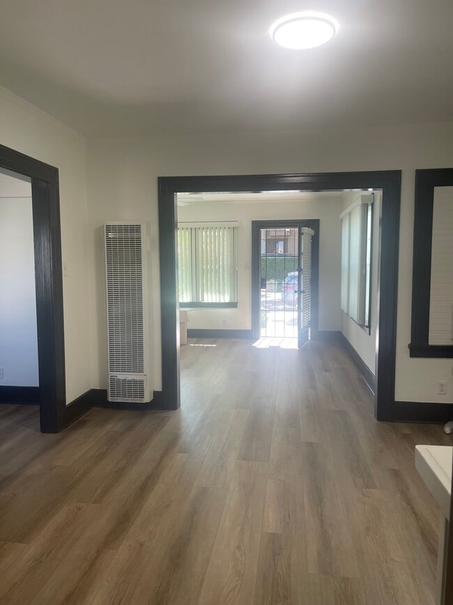 245 N Louise St, Unit Lovely Duplex
