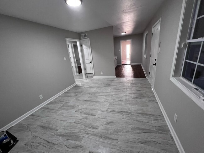 3927 Dearborn St in Memphis, TN - Building Photo - Building Photo