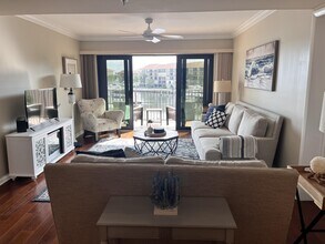 1501 Marina Isle Way in Jupiter, FL - Building Photo - Building Photo