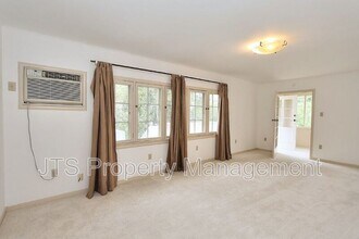 2506 S St in Sacramento, CA - Building Photo - Building Photo