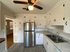 4130 Lake Ave in Wilmington, NC - Building Photo - Building Photo