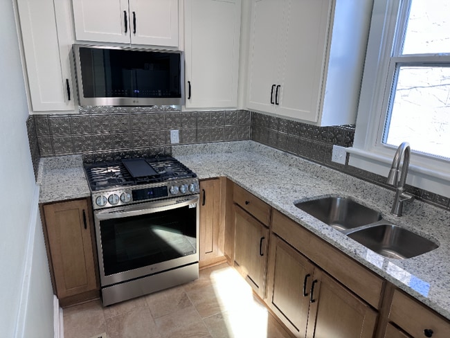 916 Magnolia St in Bowling Green, KY - Building Photo - Building Photo