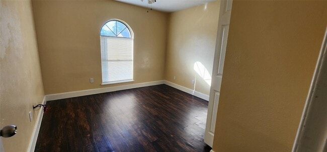 property at 510 Stonewall Dr