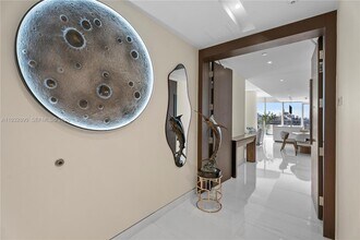 300 Biscayne Blvd Way, Unit 4007 in Miami, FL - Foto de edificio - Building Photo