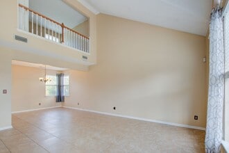504 Oak Lake Terrace in Chesapeake, VA - Building Photo - Building Photo