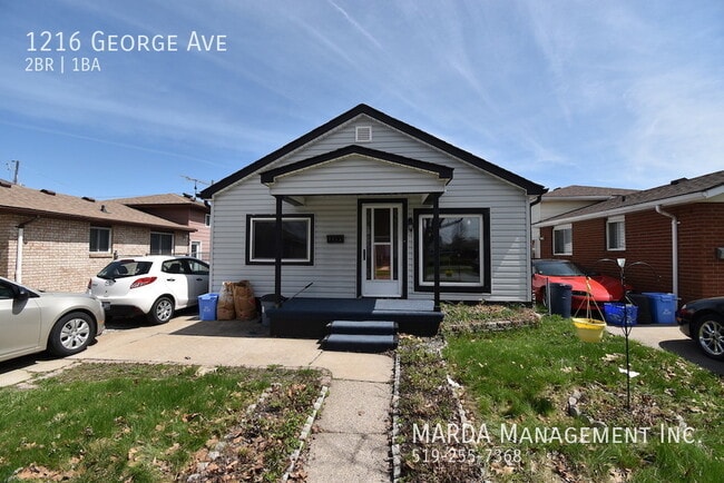1216 George Ave