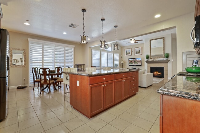 3525 Rapallo Way in Manteca, CA - Building Photo - Building Photo