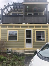 95 Rose St, Unit Upstairs (#2) in Burlington, VT - Building Photo - Building Photo