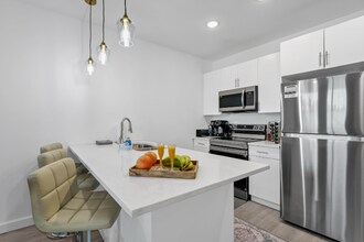 616 Trikomo Dr in Davenport, FL - Foto de edificio - Building Photo