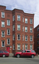 Sargeant West Apartments in Holyoke, MA - Building Photo - Building Photo