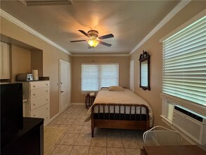 1837 22nd Ave, Unit B in Vero Beach, FL - Building Photo - Building Photo