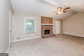 1420 Denfield Ct in Lithonia, GA - Building Photo - Building Photo