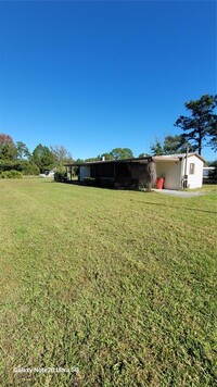 6732 W Edgewood Ln in Homosassa, FL - Foto de edificio - Building Photo