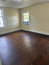 541 Greenwood Ave, Unit A in Clarksville, TN - Building Photo - Building Photo