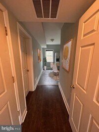 2734 Reisterstown Rd photo'