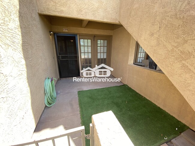 4901 S Calle Los Cerros Dr in Tempe, AZ - Building Photo - Building Photo