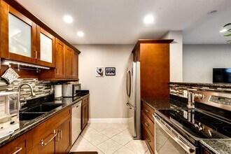 2134 NE 9th Ave in Wilton Manors, FL - Building Photo - Building Photo